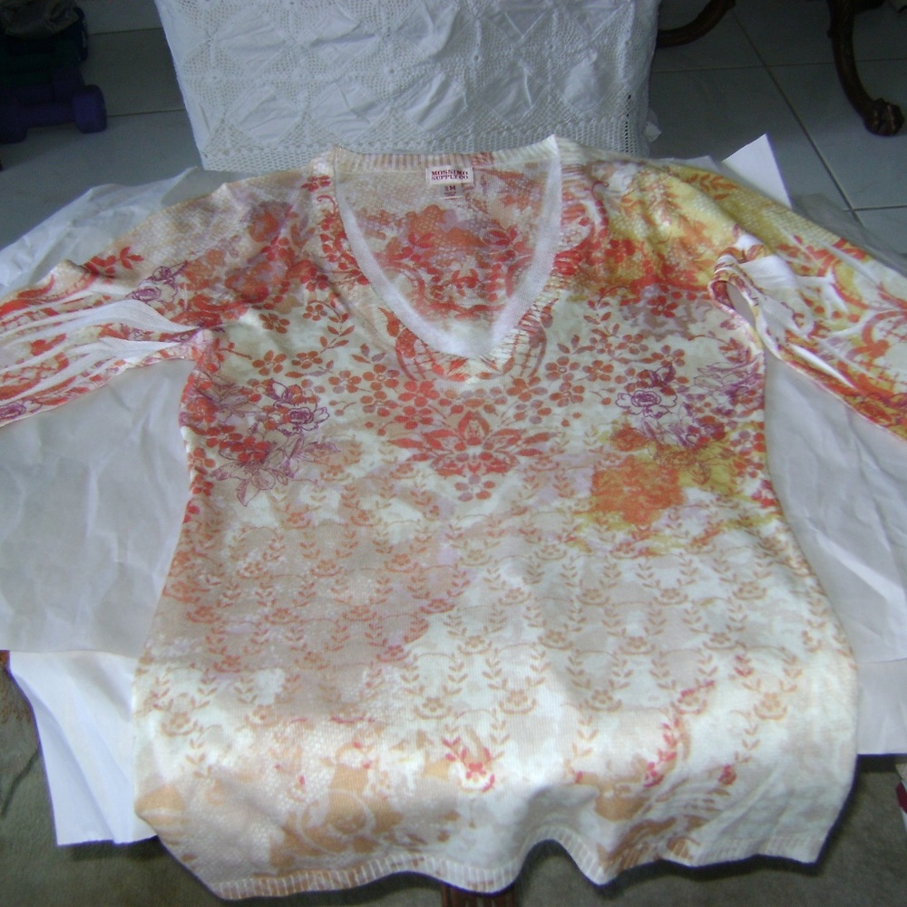 V neck brand new sweater